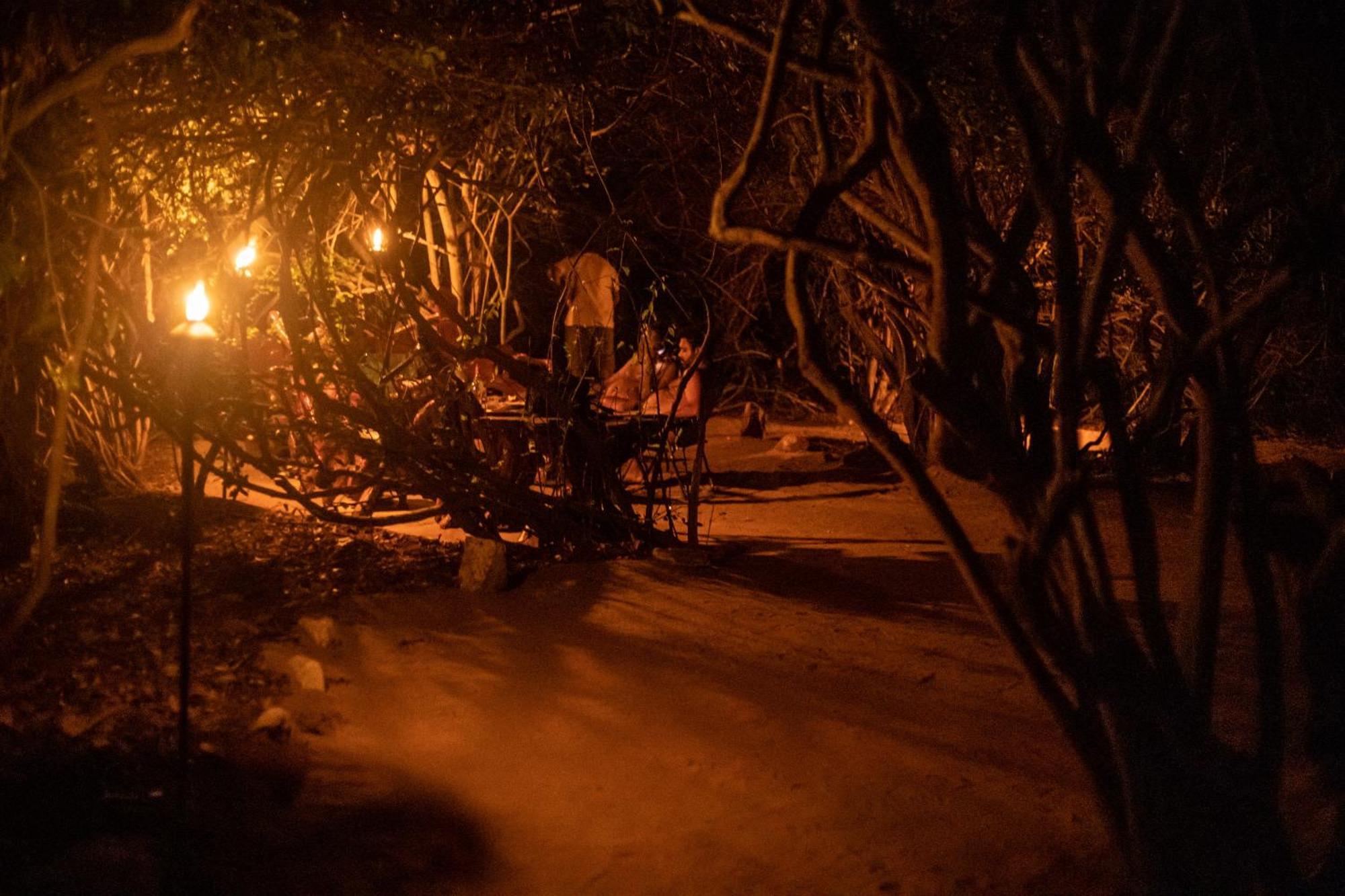 Yala Podi Hoona Bush Camp Hotell Eksteriør bilde