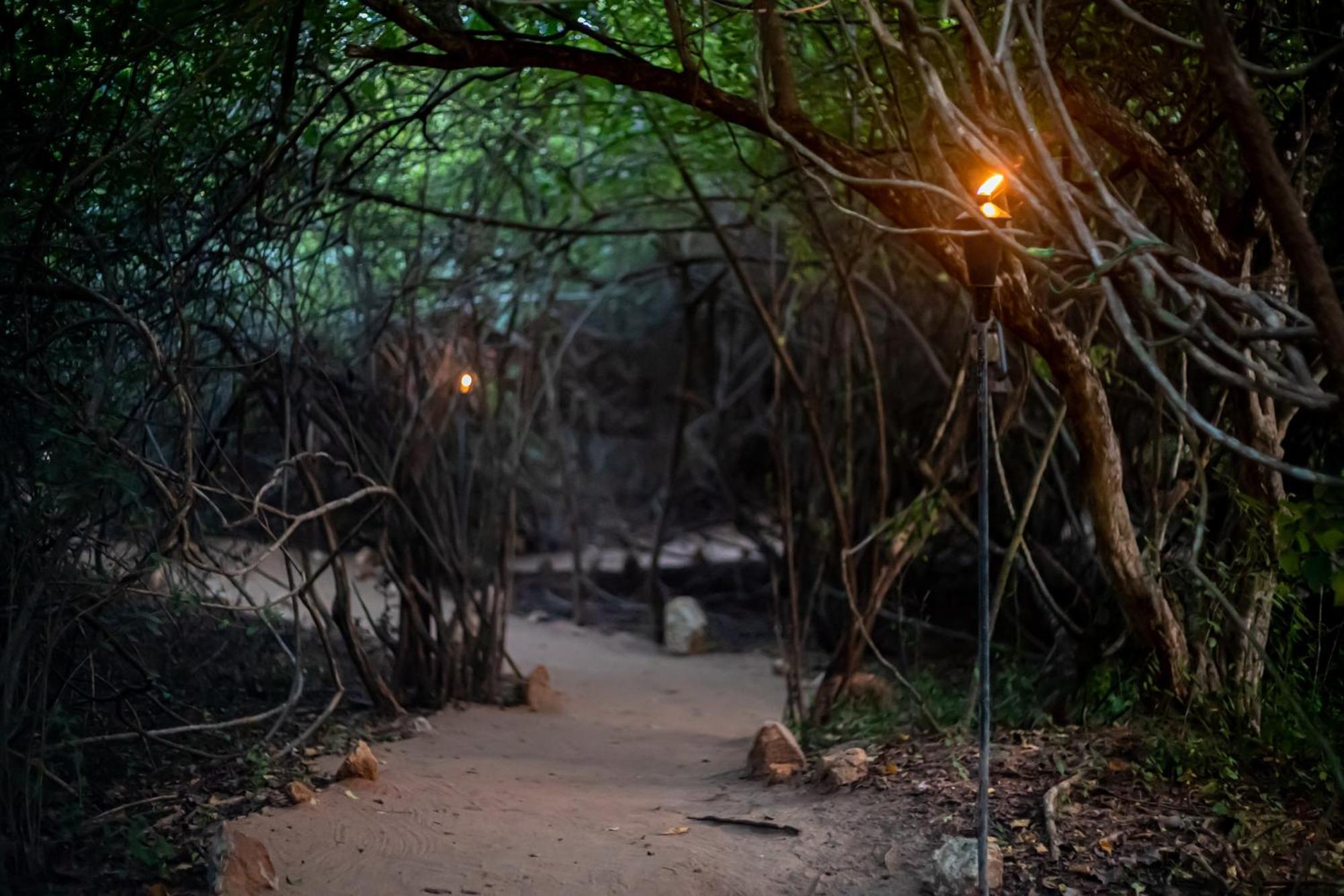 Yala Podi Hoona Bush Camp Hotell Eksteriør bilde